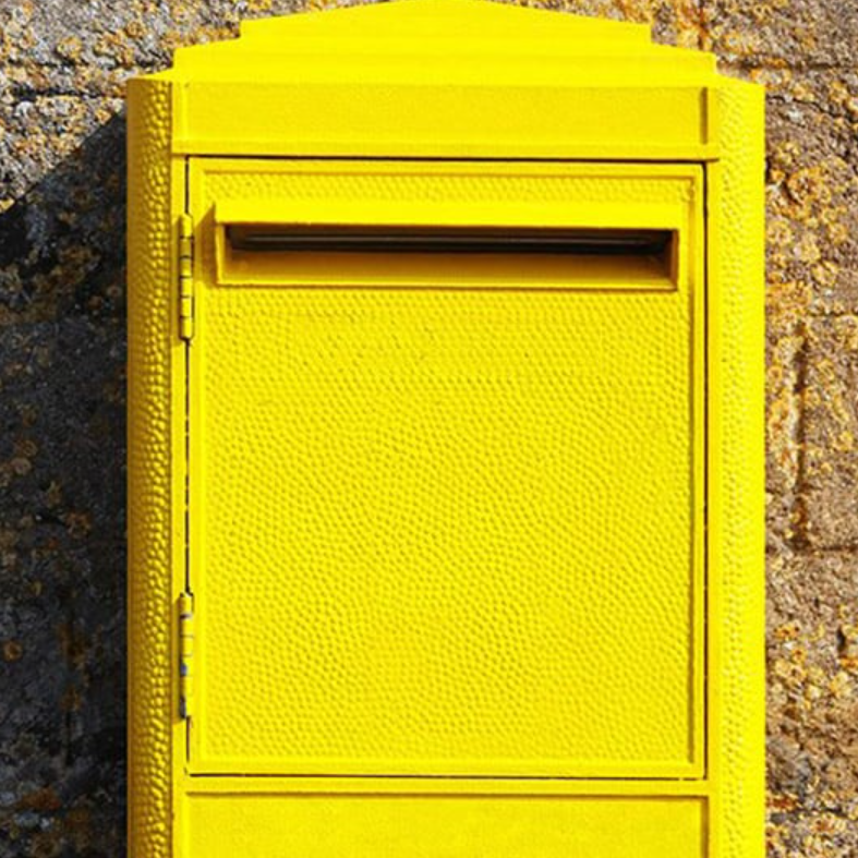 yellow postbox-1